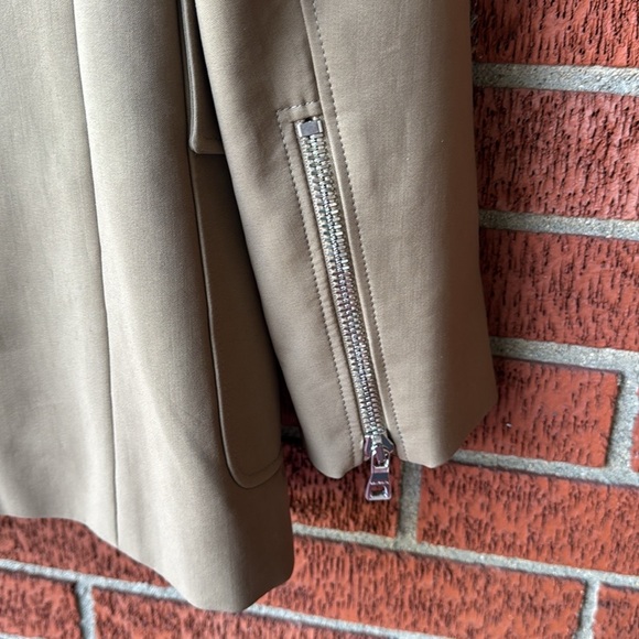 BALMAIN Taupe Double-Breasted Blazer  Size Large/52 NWT - Picture 13 of 17